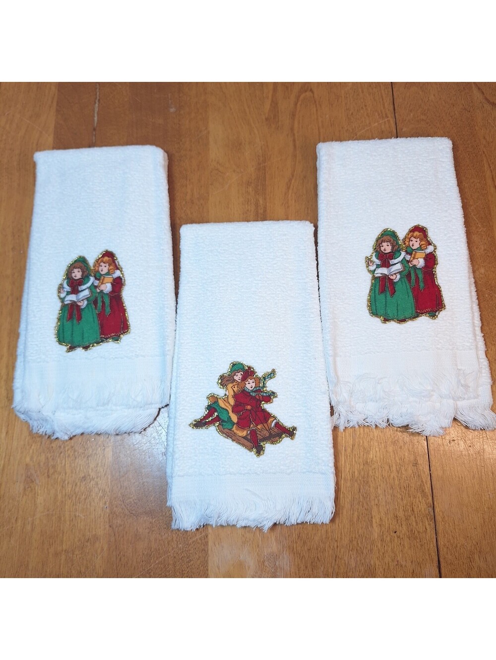 Christmas Hand Towels Cannon Brand  Lot of 3 Vintage 11.5 X 17 Christmas Caroler